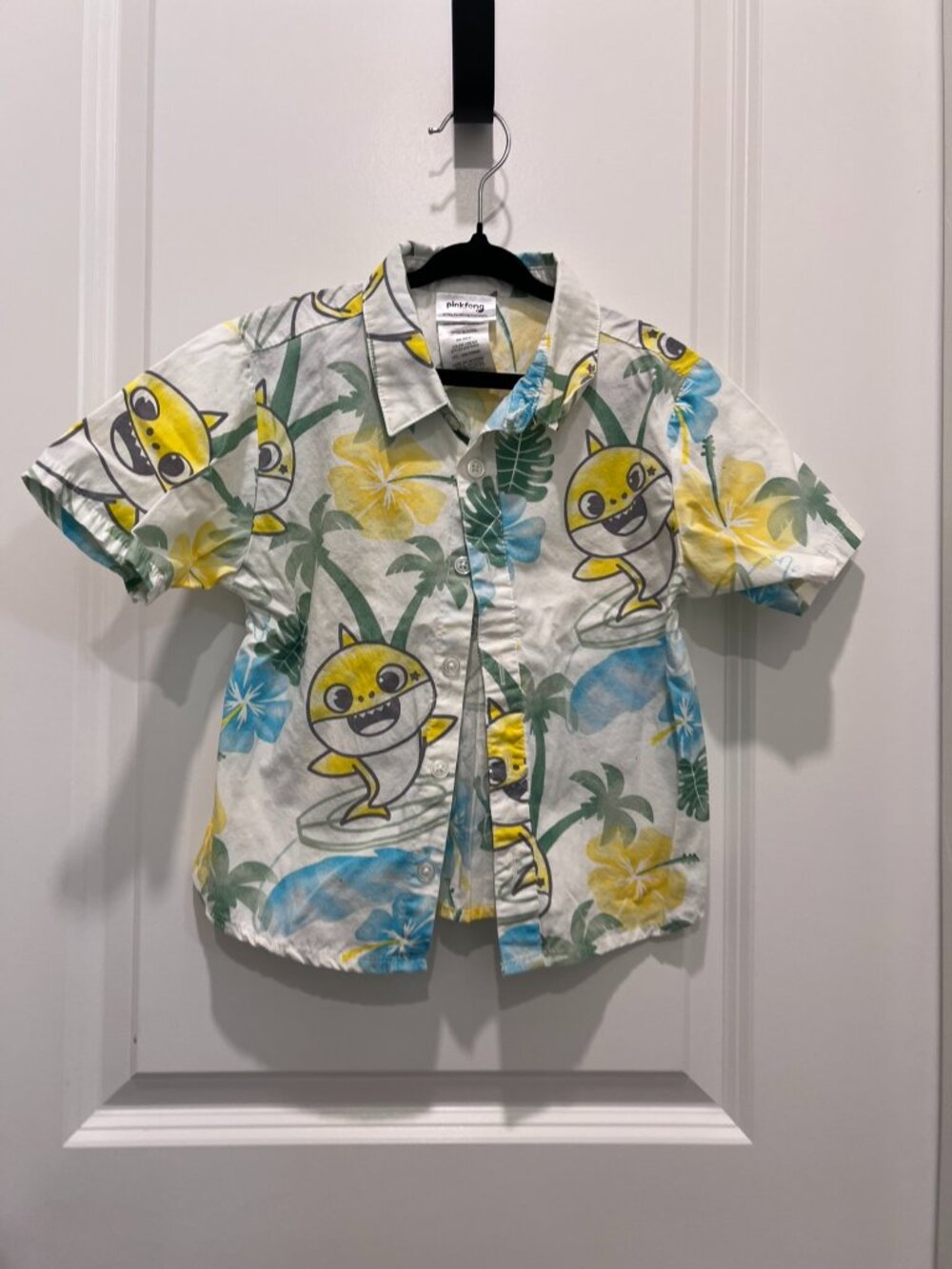 2/$16 💥♻ Pinkfong Baby Shark Tropical Hawaiian Button Down Shirt | 4T | 6852